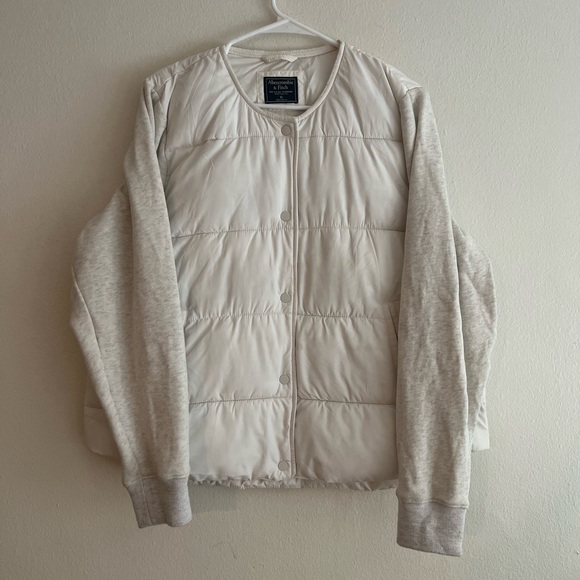 Abercrombie & Fitch Puffer Bomber - Picture 5 of 8